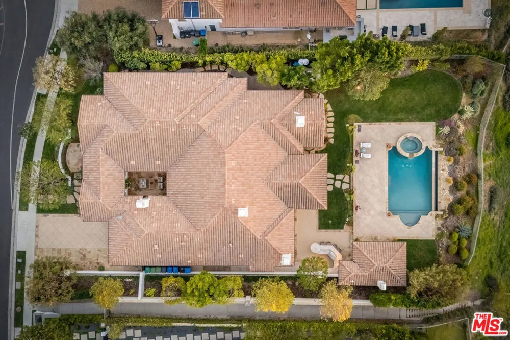 25420 Prado De Azul Calabasas, CA 91302