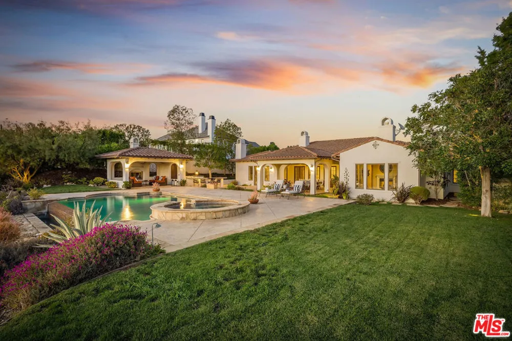 25420 Prado De Azul Calabasas, CA 91302