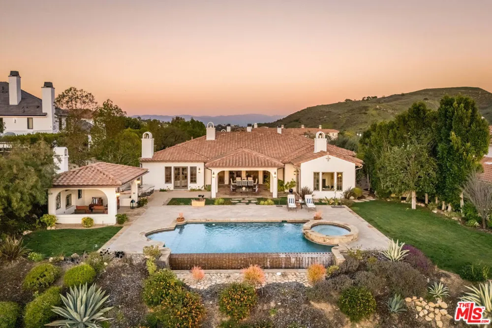 25420 Prado De Azul Calabasas, CA 91302