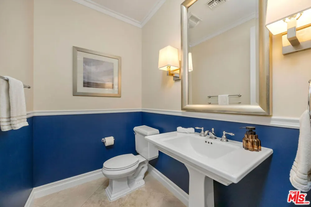 25420 Prado De Azul Calabasas, CA 91302