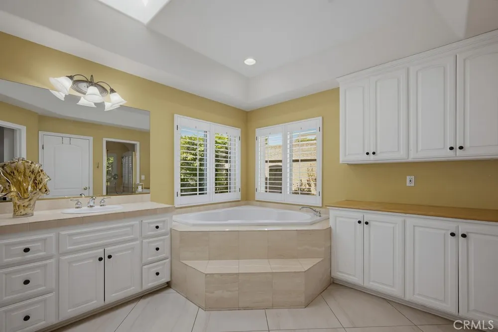 2525 Prospect Drive Upland, CA 91784