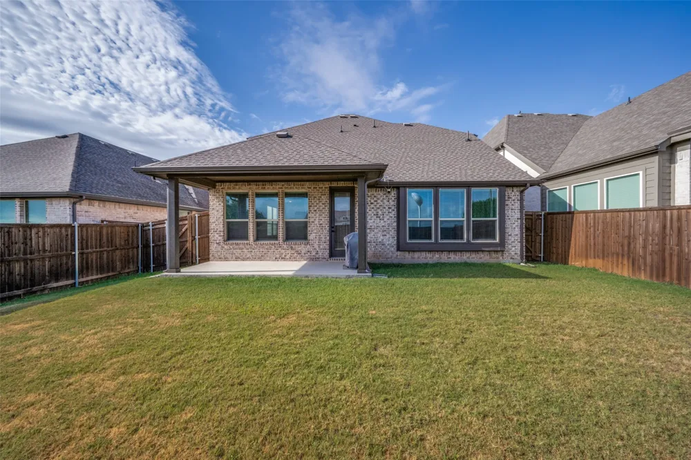 1234 Stagecoach Trail Justin, TX 76247