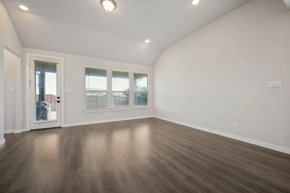 1234 Stagecoach Trail Justin, TX 76247