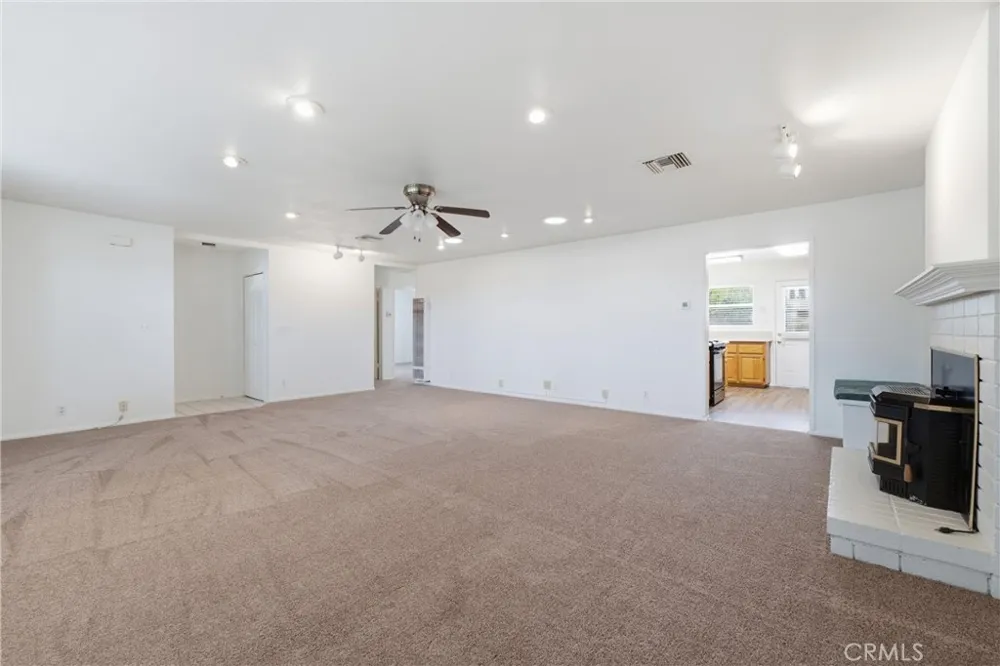 42123 45th Street W Quartz Hill, CA 93536