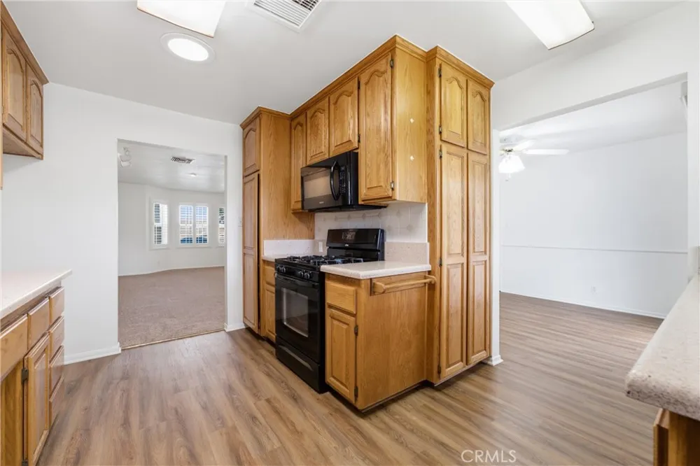 42123 45th Street W Quartz Hill, CA 93536