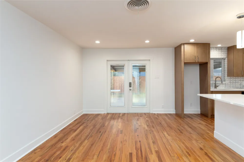 1241 Stevens Ridge Drive Dallas, TX 75211