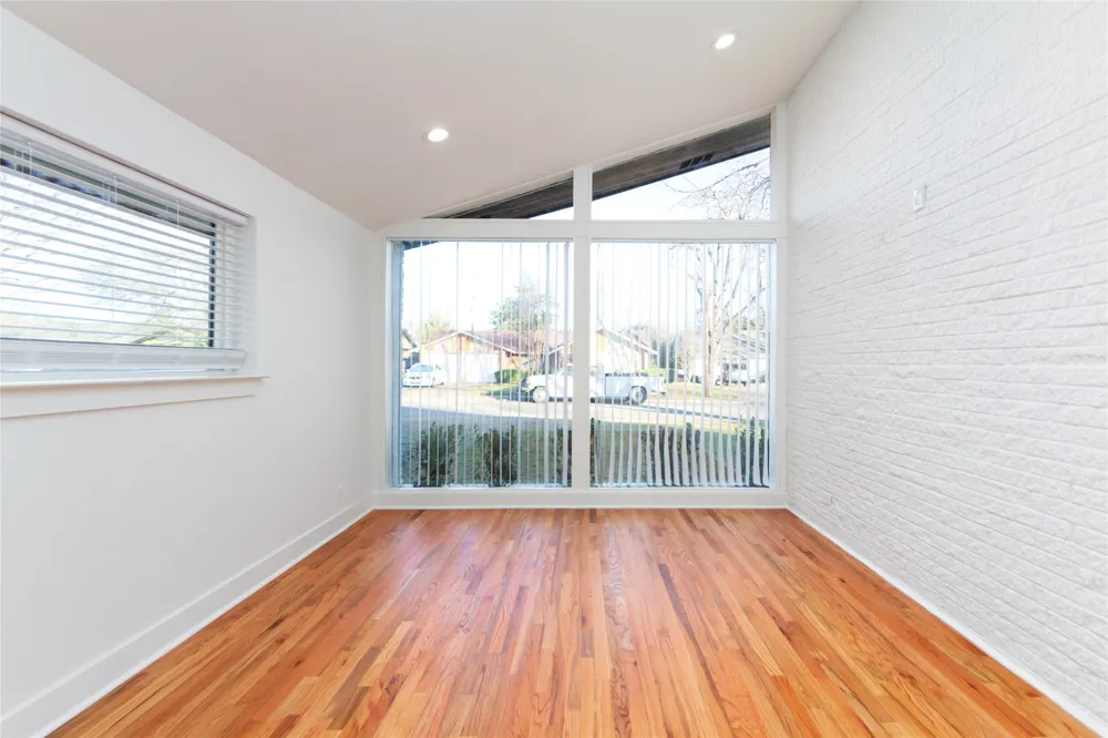 1241 Stevens Ridge Drive Dallas, TX 75211