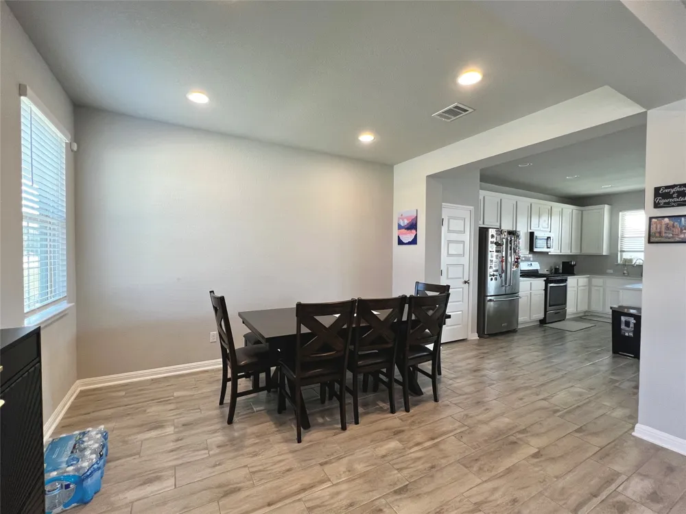 2904 Sage Ranch Drive Leander, TX 78641