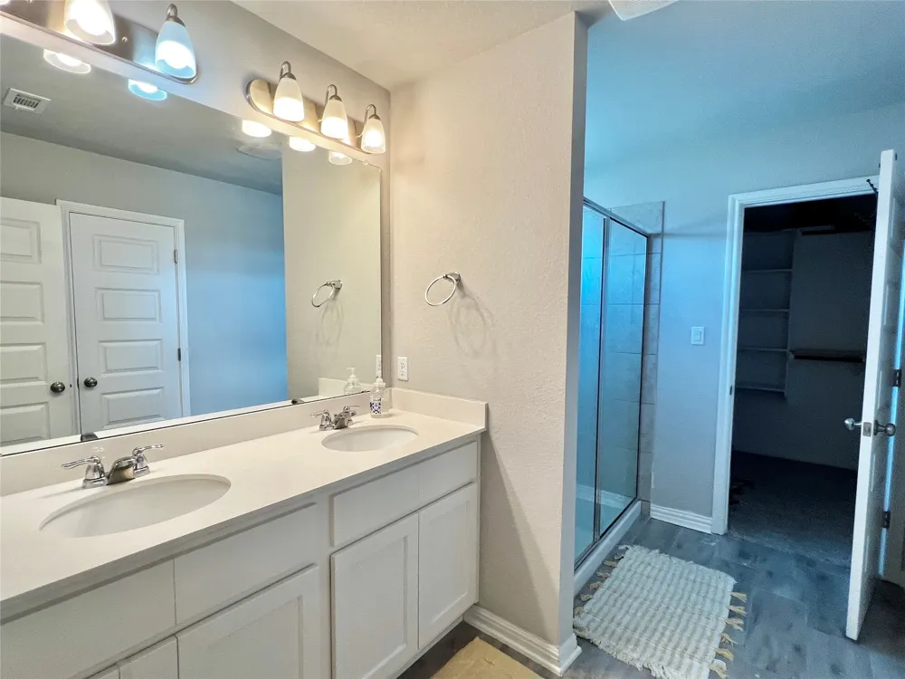 2904 Sage Ranch Drive Leander, TX 78641