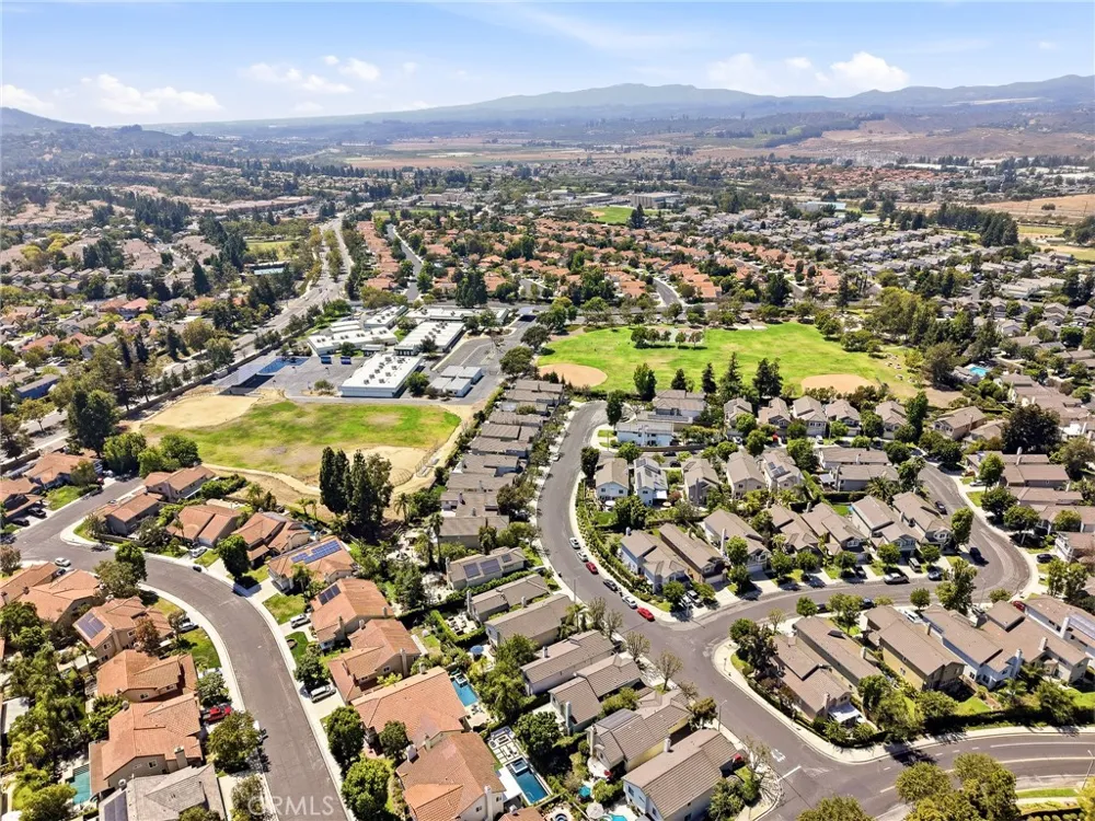 12456 Alderglen Street Moorpark, CA 93021