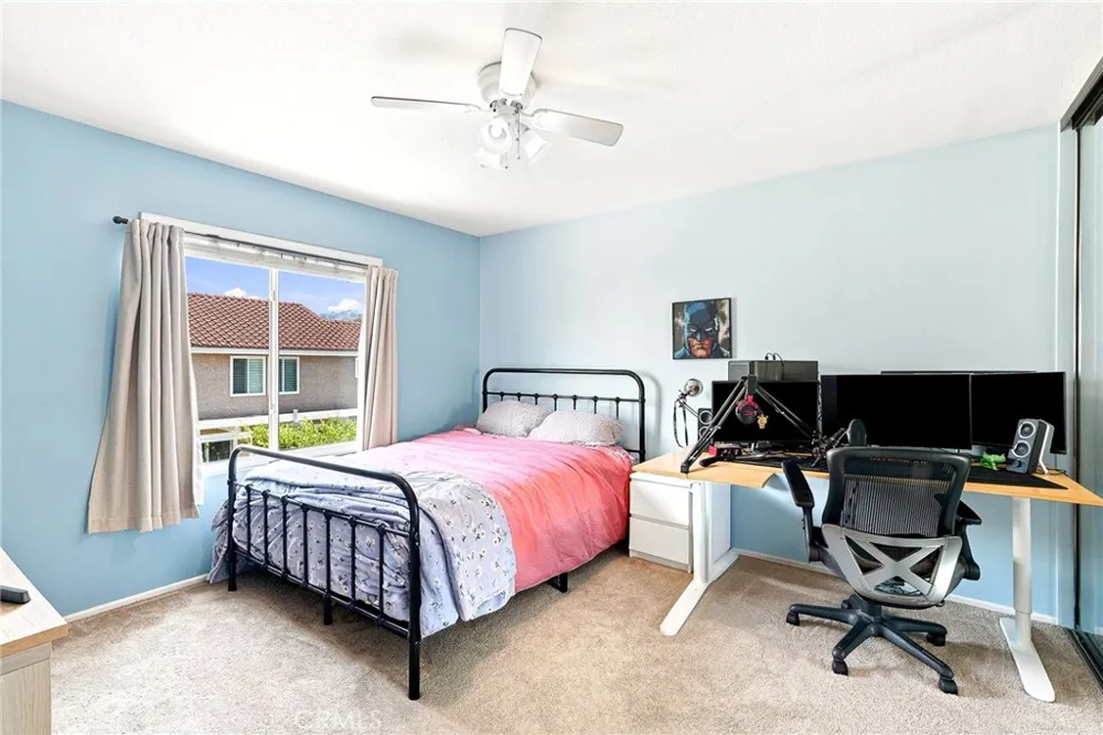 12456 Alderglen Street Moorpark, CA 93021