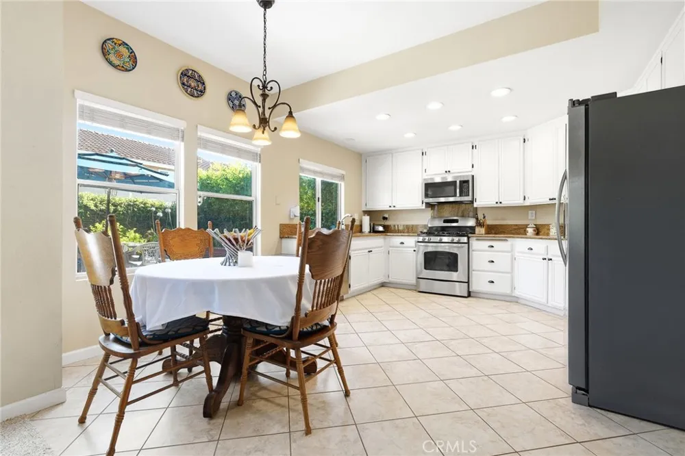 12456 Alderglen Street Moorpark, CA 93021