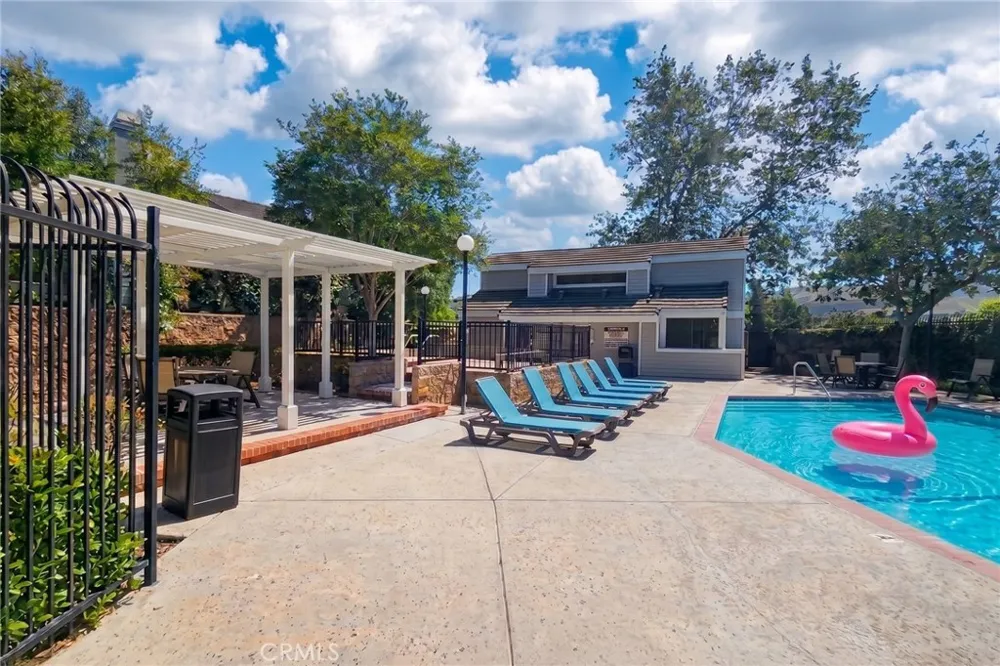 12456 Alderglen Street Moorpark, CA 93021