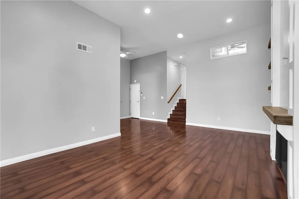 2956 Haddonfield Fullerton, CA 92831