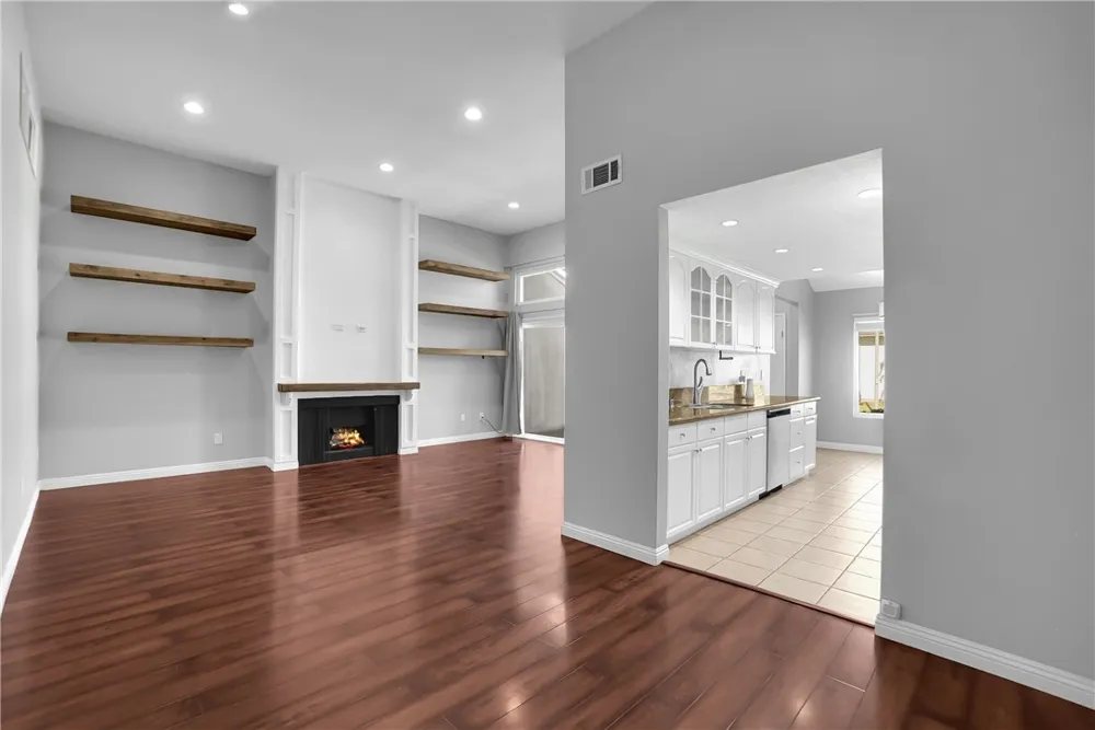 2956 Haddonfield Fullerton, CA 92831