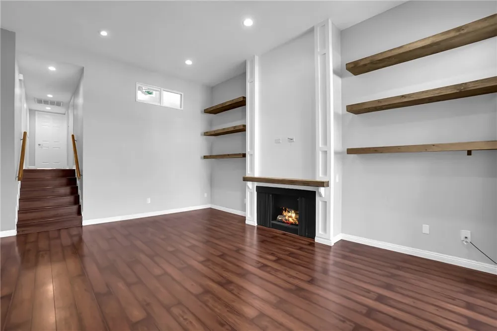 2956 Haddonfield Fullerton, CA 92831
