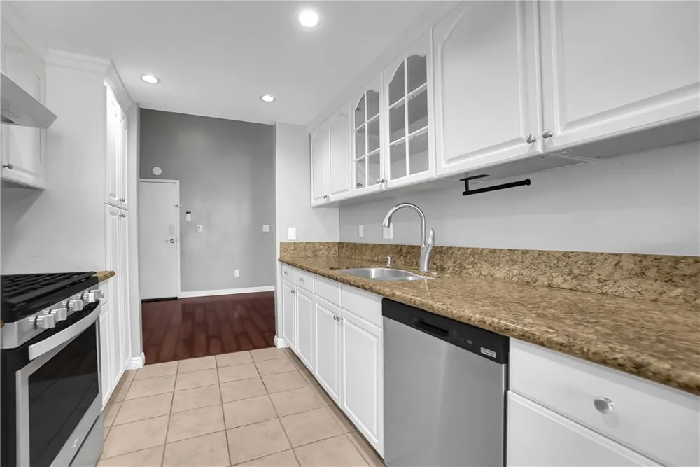 2956 Haddonfield Fullerton, CA 92831