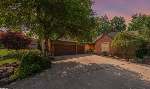 1734 Snowden Circle