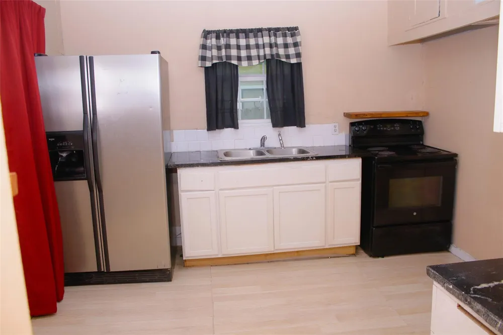 1310 4th Street Rosenberg, TX 77471