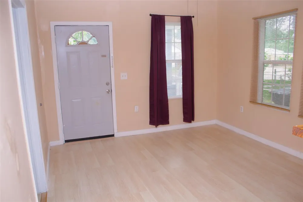 1310 4th Street Rosenberg, TX 77471