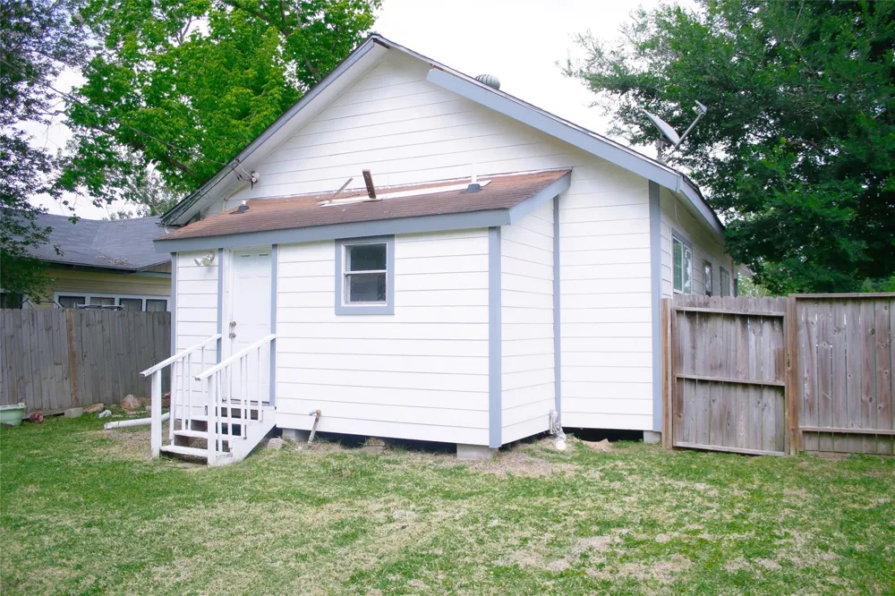 1310 4th Street Rosenberg, TX 77471