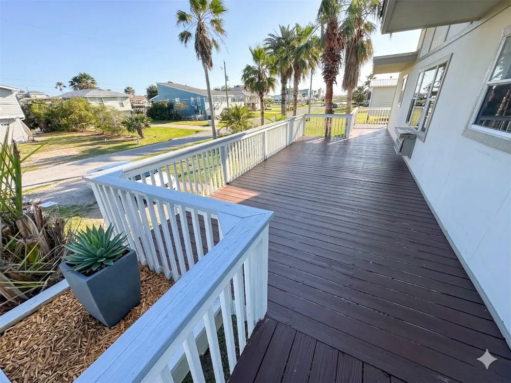16622 Nassau Way Jamaica Beach, TX 77554