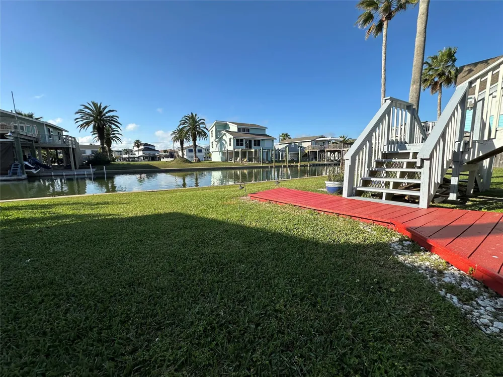 16622 Nassau Way Jamaica Beach, TX 77554