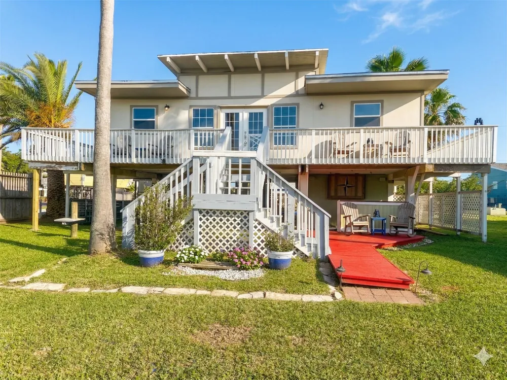16622 Nassau Way Jamaica Beach, TX 77554