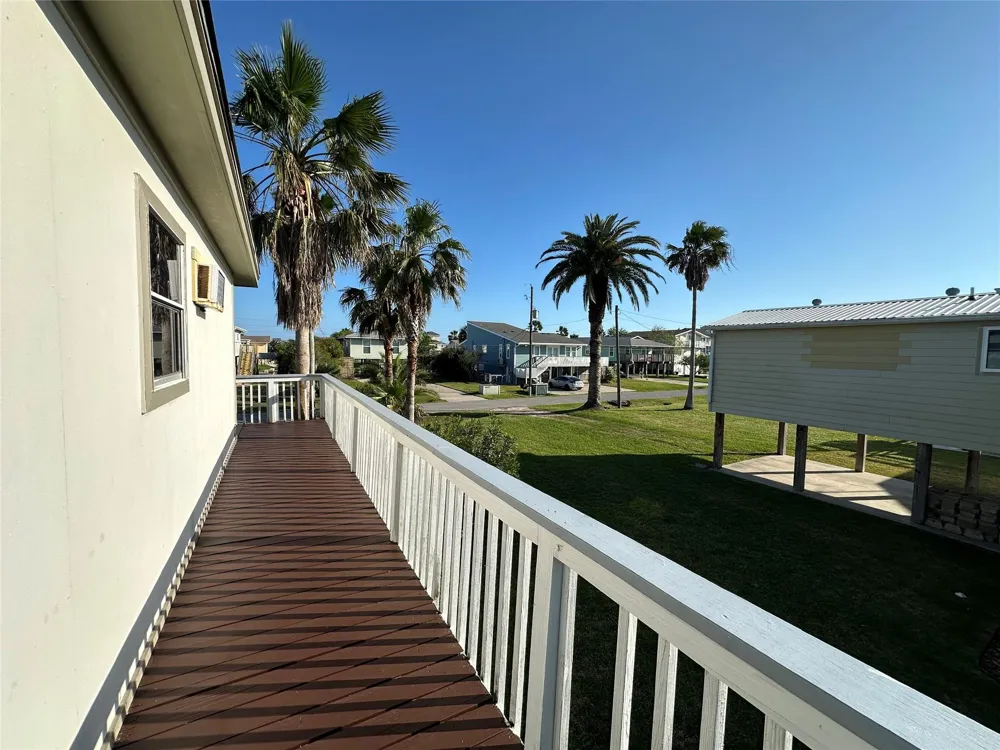 16622 Nassau Way Jamaica Beach, TX 77554