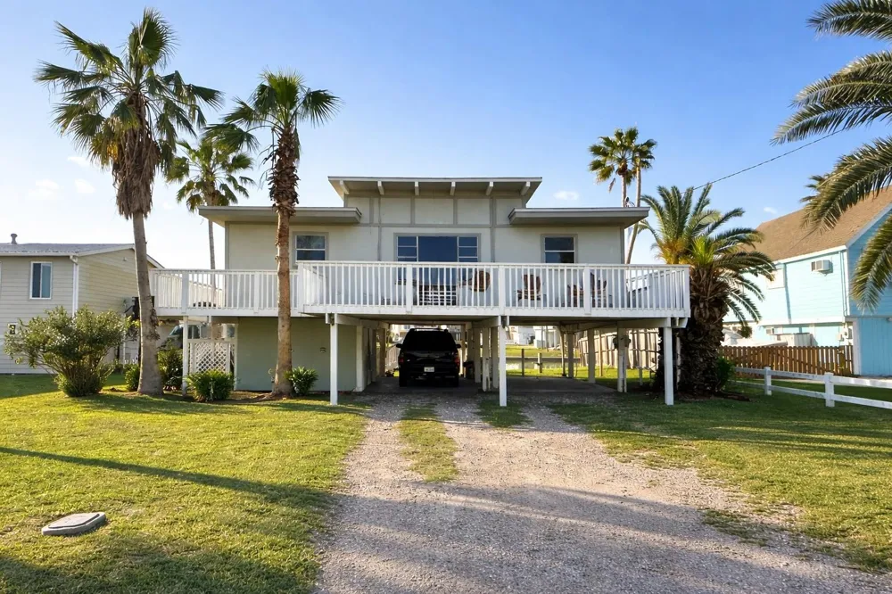 16622 Nassau Way Jamaica Beach, TX 77554
