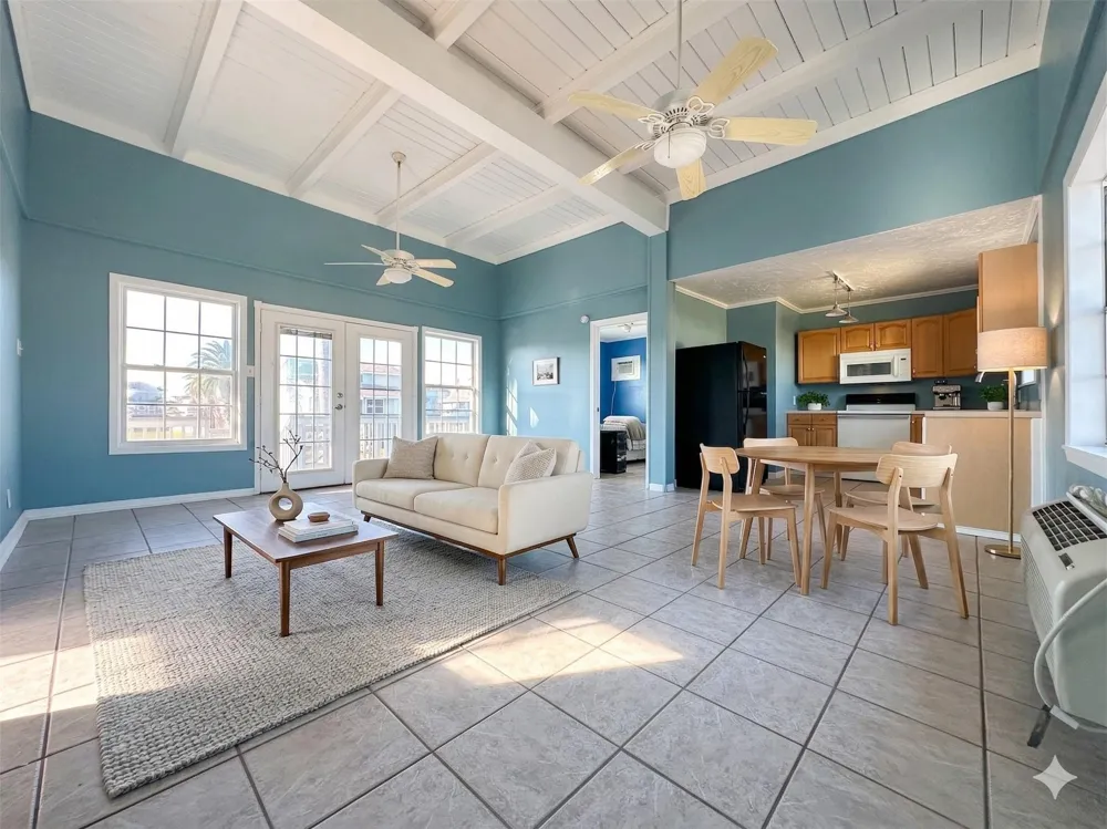 16622 Nassau Way Jamaica Beach, TX 77554