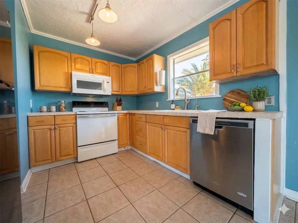 16622 Nassau Way Jamaica Beach, TX 77554
