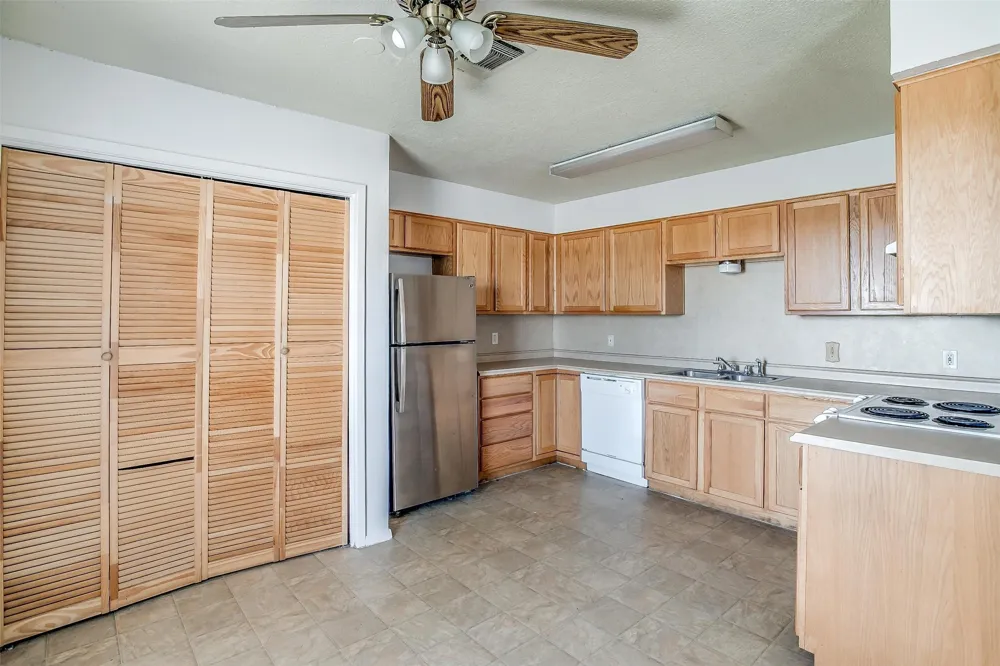 6530 Fall Creek Highway Granbury, TX 76049