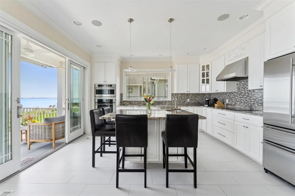 9 Shinnecock Road East Quogue, NY 11942