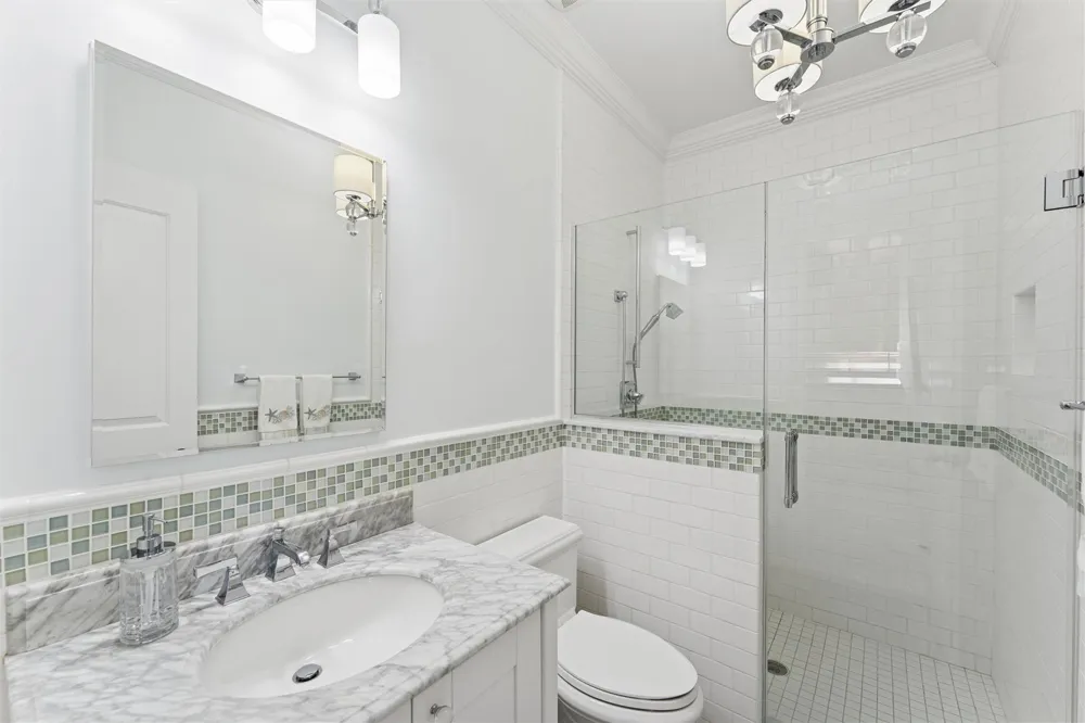 9 Shinnecock Road East Quogue, NY 11942
