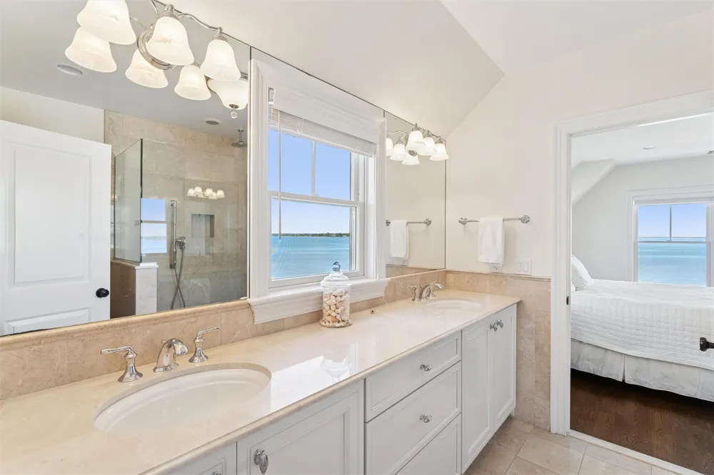 9 Shinnecock Road East Quogue, NY 11942