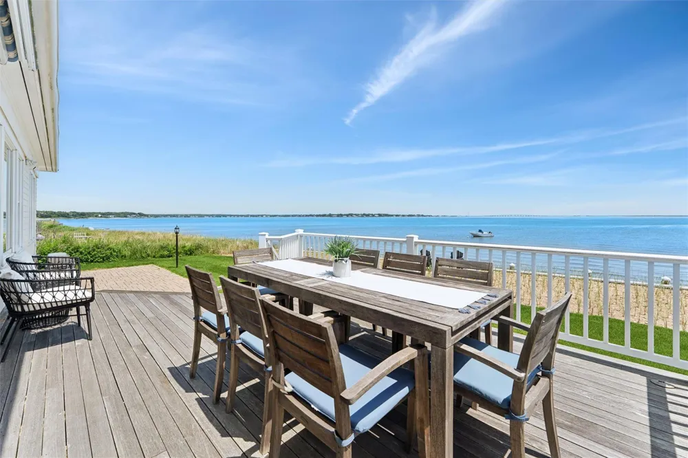 9 Shinnecock Road East Quogue, NY 11942