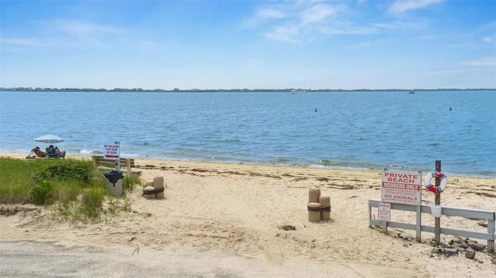 9 Shinnecock Road East Quogue, NY 11942