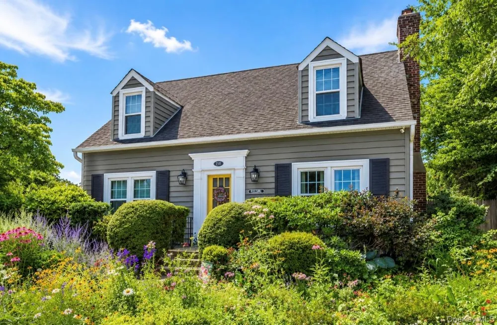 158 Wilson Avenue Westbury, NY 11590