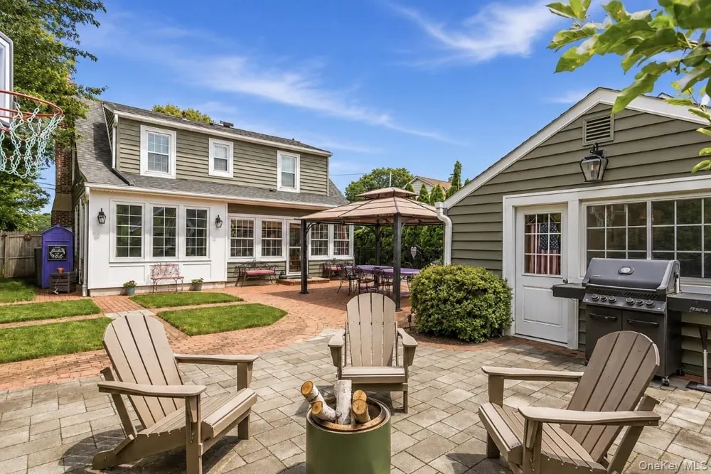 158 Wilson Avenue Westbury, NY 11590