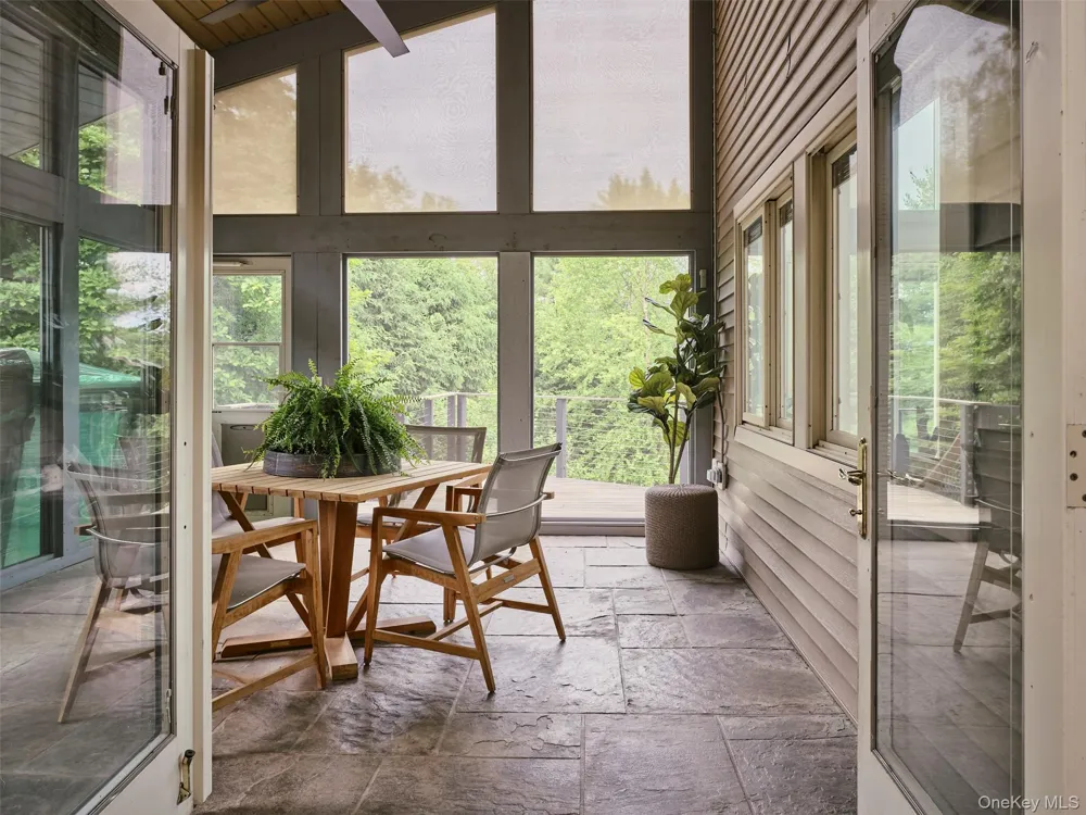 139 Jeffrey Lane Hurley, NY 12443