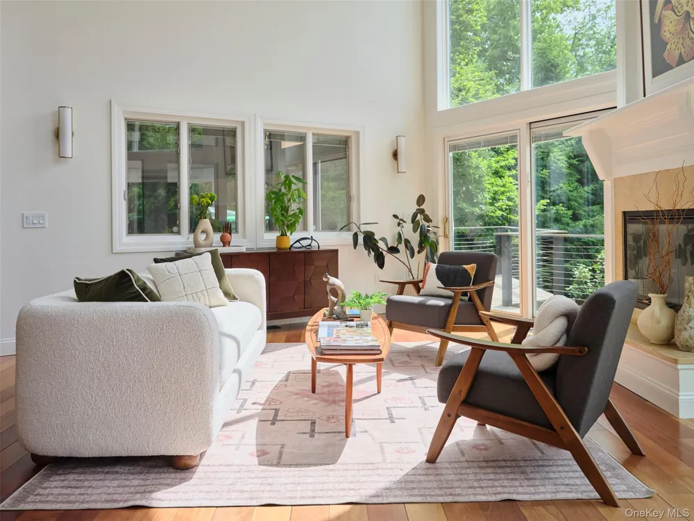 139 Jeffrey Lane Hurley, NY 12443