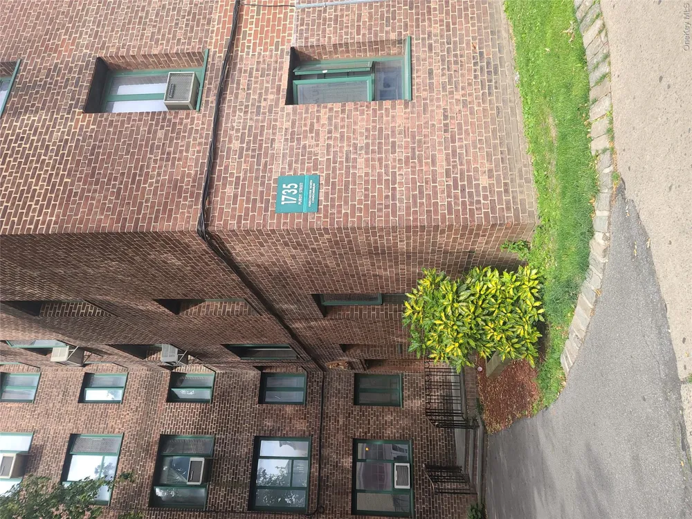 1735 Purdy Street #5A Bronx, NY 10462