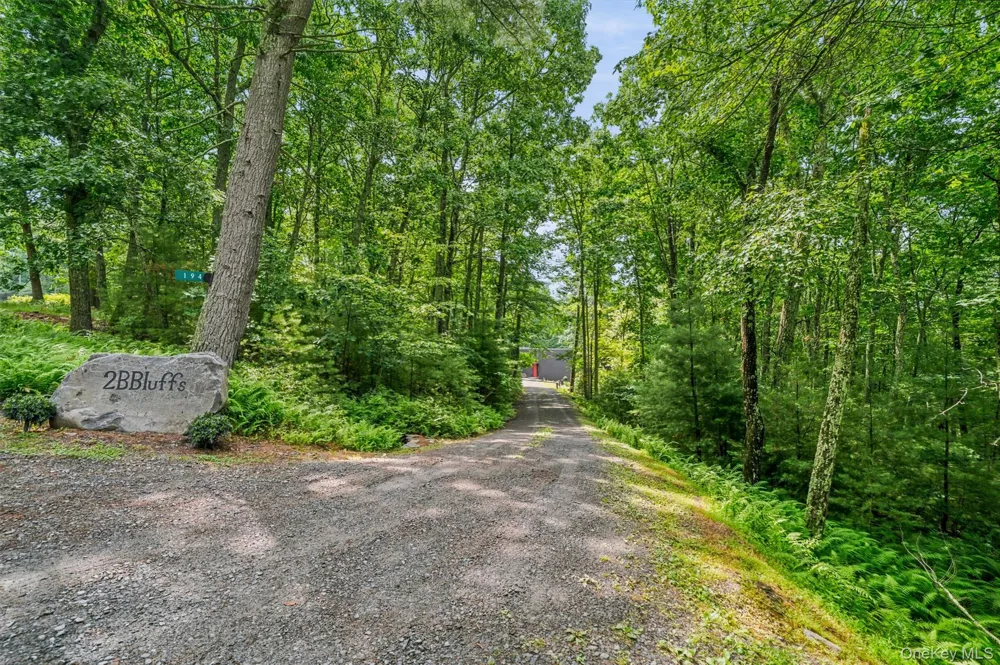 194 Mapes Road Barryville, NY 12719