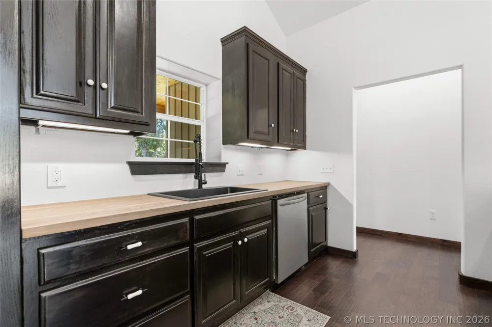 95 Express Road Ardmore, OK 73401