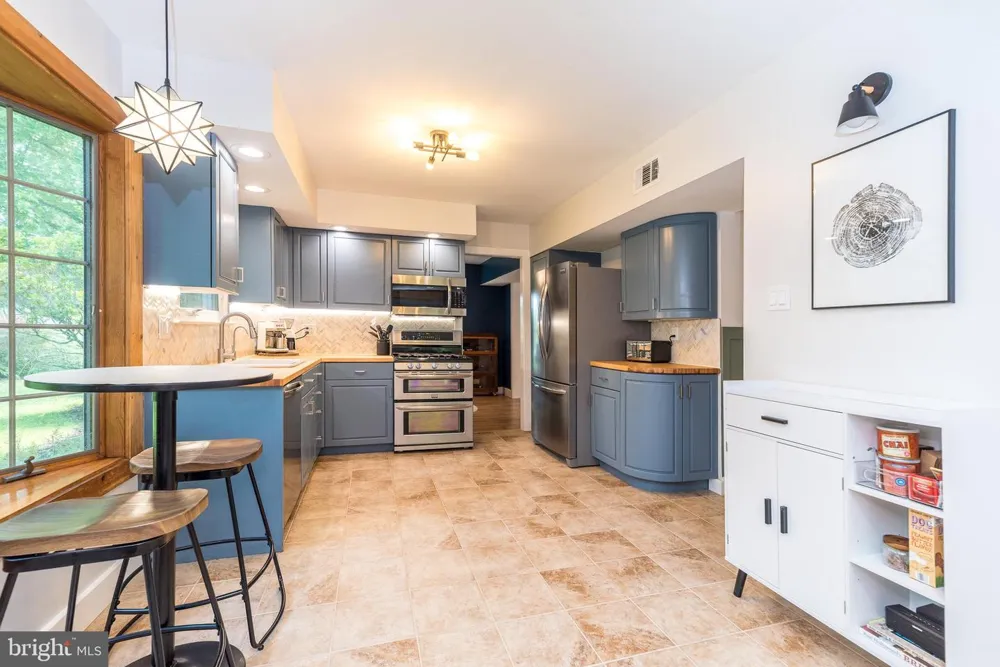 2045 FOSTER ROAD Hatfield, PA 19440