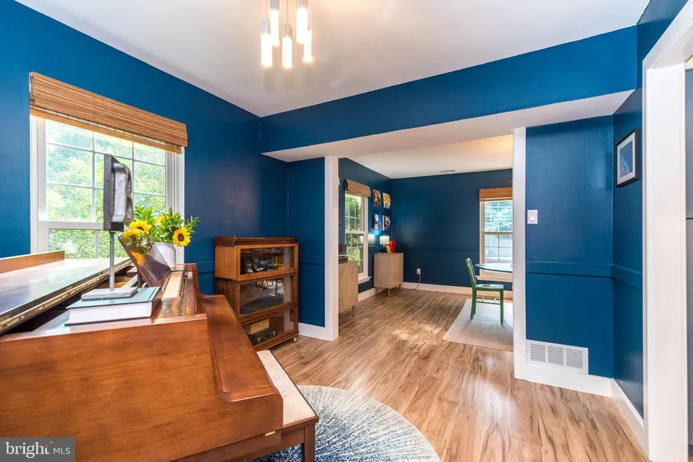2045 FOSTER ROAD Hatfield, PA 19440