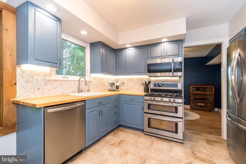 2045 FOSTER ROAD Hatfield, PA 19440