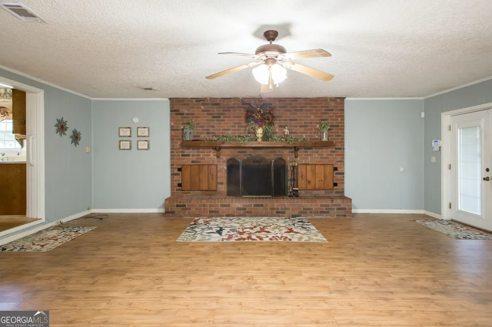 596 Teakwood RD Alma, GA 31510