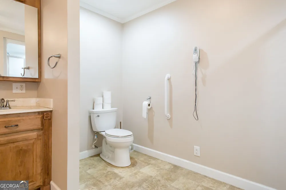 596 Teakwood RD Alma, GA 31510